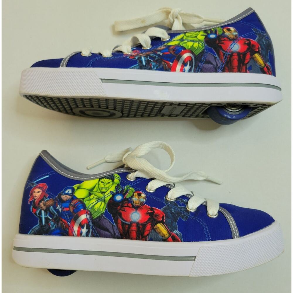 Heelys Marvel Avengers Youth Size 2 Casual Skate Shoes Sneakers - Picture 2 of 7